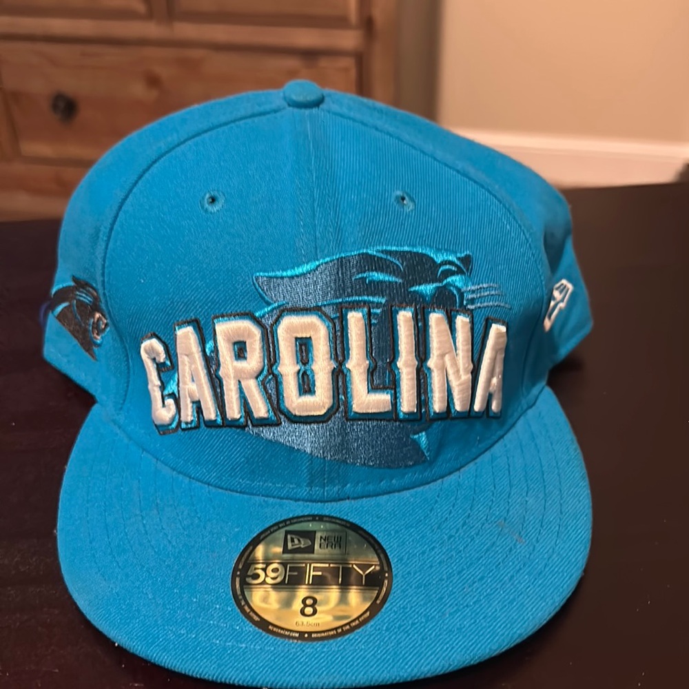 New era Panthers hat sz 8